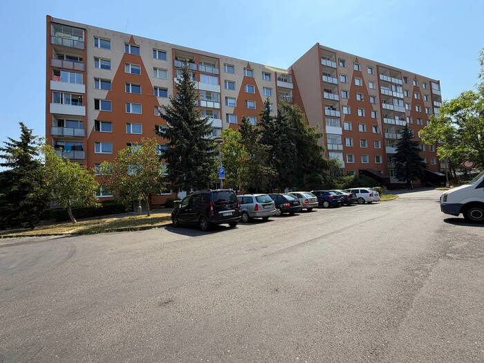 Prodej bytu 3+1, 79 m² — Písečná, Chomutov