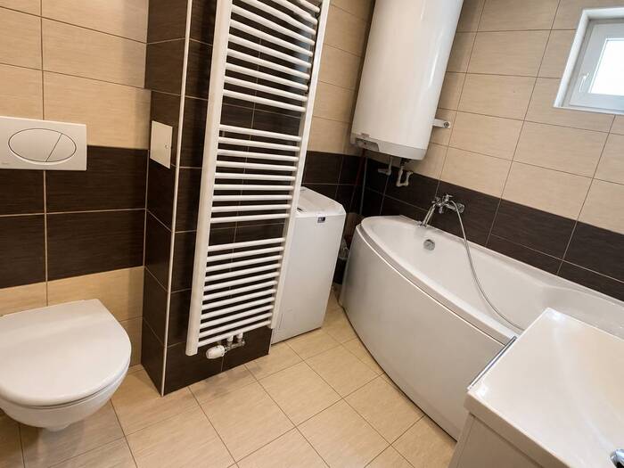 Prodej bytu 3+1, 61 m² — 111, Chomutov