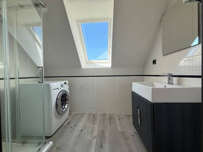 Pronájem bytu 2+kk, 63 m² — Beethovenova, Chomutov, Ústecký kraj