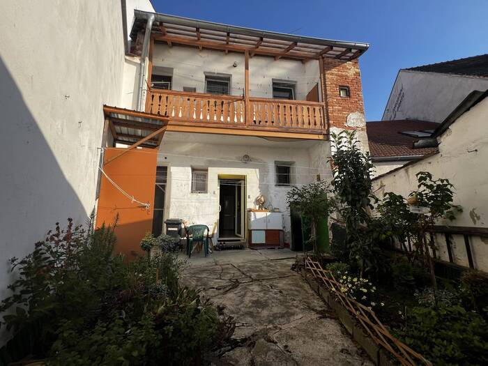 Prodej komerčního prostoru 189 m² — Žižkovo náměstí, Trhové Sviny, Jihočeský kraj