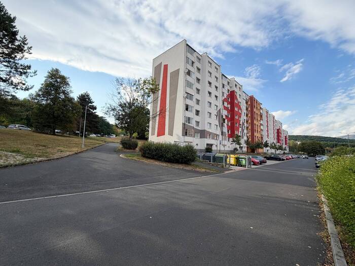 Pronájem bytu 3+1, 74 m² — Mládežnická, Jirkov, Ústecký kraj