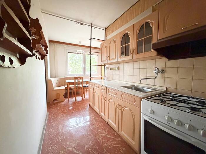 Prodej bytu 3+1, 61 m² — 17. listopadu, Miřetice u Klášterce nad Ohří, Ústecký kraj