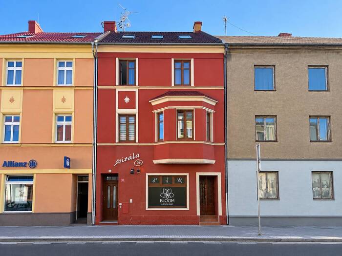 Pronájem bytu 2+kk, 48 m² — Školní, Chomutov, Ústecký kraj