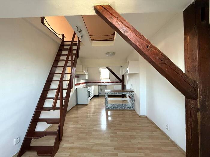 Pronájem bytu 2+kk, 48 m² — Školní, Chomutov, Ústecký kraj