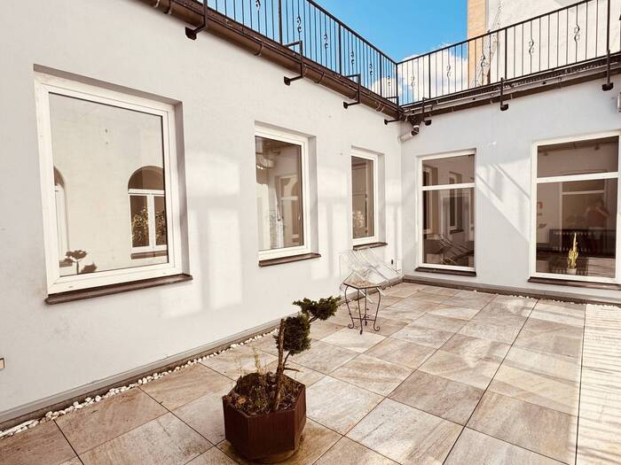 Pronájem kancelářských prostor 31 m² — Klášterská, Jindřichův Hradec II, Jihočeský kraj